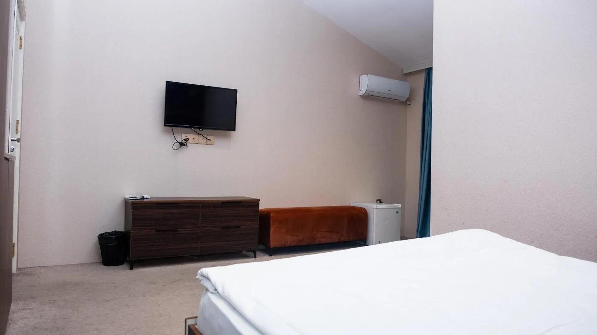 The Grand Mirror Hotels Baku 4*,
