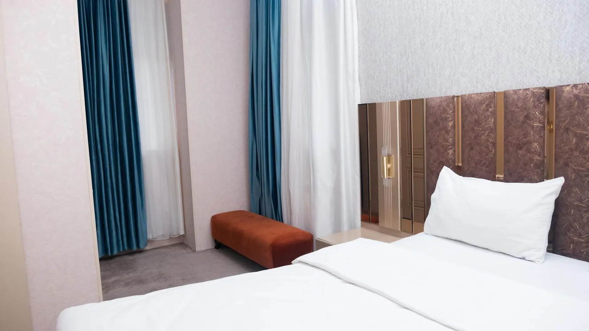 The Grand Mirror Hotels Baku