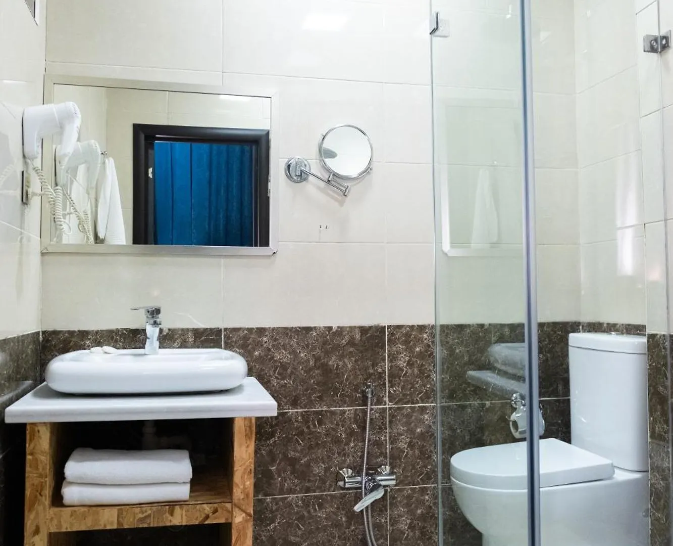 ****  The Grand Mirror Hotels Baku Azerbaijan