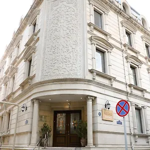 4* Hotel Nemi Center