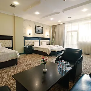 Hotel New