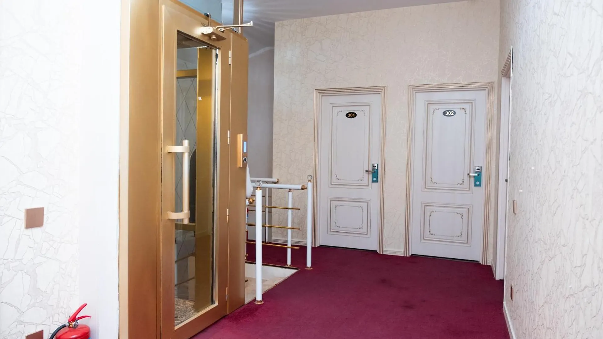 The Grand Mirror Hotels Baku 4*,